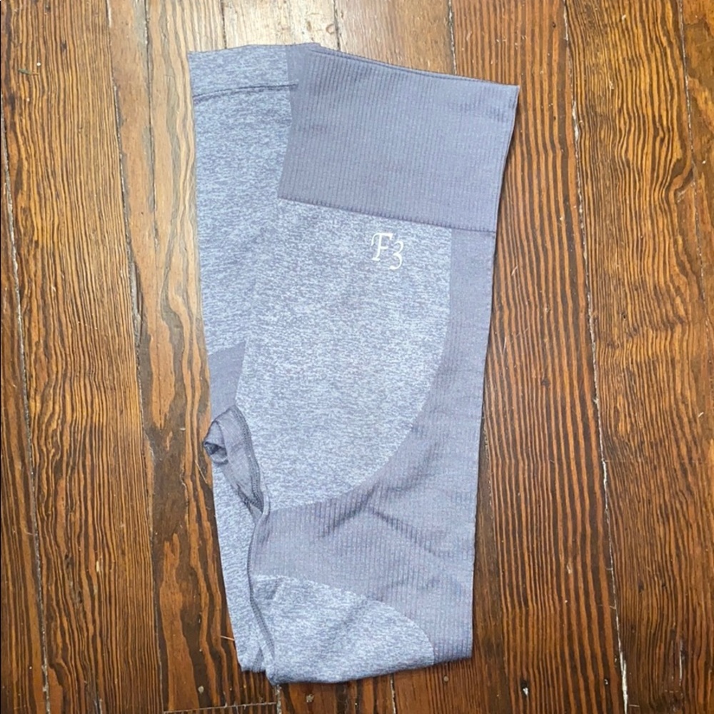 ❕SOLD❕F3 activewear leggings SMALL